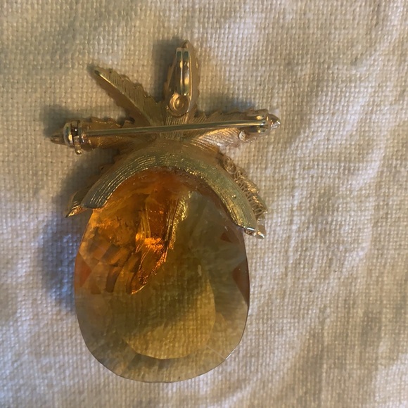 Beautiful vintage pineapple Brooch and Pendant.Glass. - Picture 3 of 4